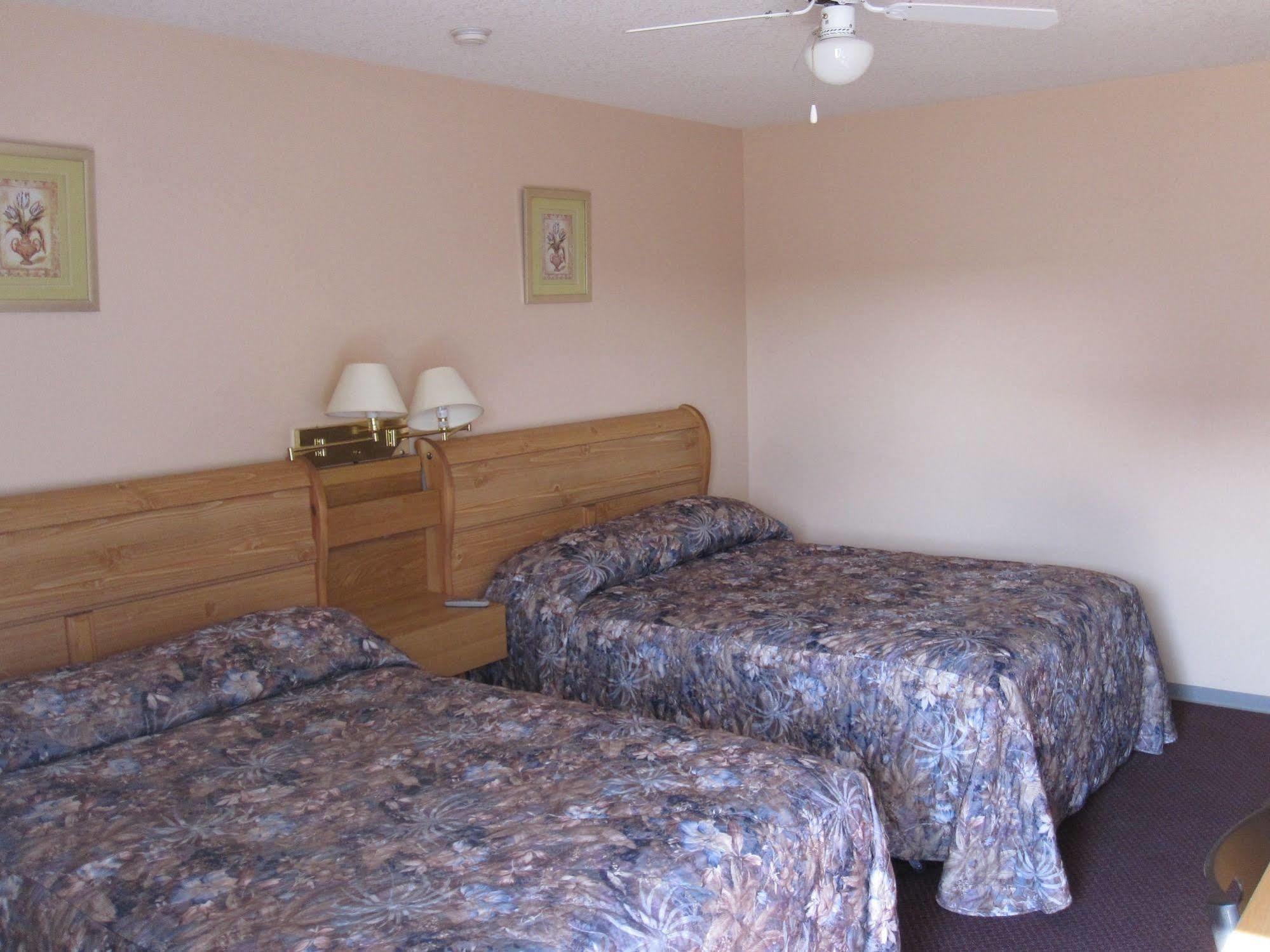 אדסון Aries Motel מראה חיצוני תמונה